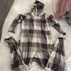 Old Navy Plaid Zip-up Onesie Hoodie unisex - Old Navy